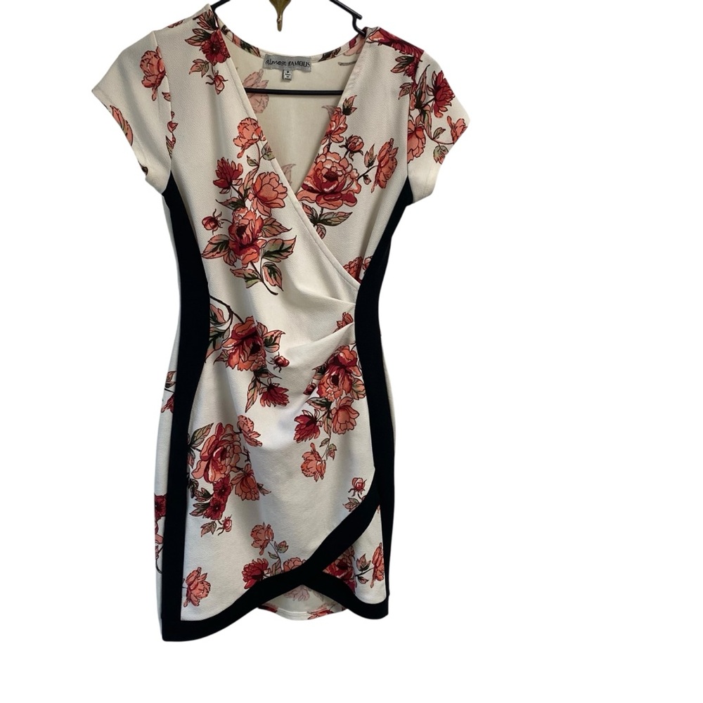 Almost‎ Famous Floral Bodycon Cap Sleeve Mini/Knee Length Dress Party Date Night